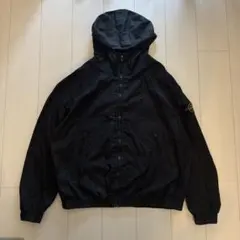 26最新！短丈！定価20万！STONE ISLAND XL ジャケットのサムネイル