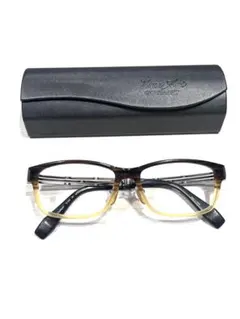 Item thumbnail for item 3fe6a825-6640-4420-a8bd-ddf25339d498