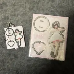 みいちゃんと山田さん アクリルスタンド マガポケ当選品 - メルカリ