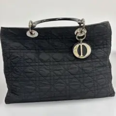Christian Dior ハンドバッグ ブラック キルティングのサムネイル