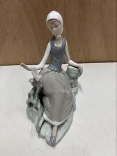 yj37 LLADRO リヤドロ No.5466 『大事な電話』 少女 犬 置物 - メルカリ