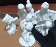 ホワイト白　陶器置物オブジェ　人形7体　チャイナ中国　こども子ども