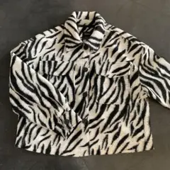 Bershka ゼブラ柄フリースジャケット