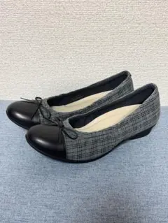 124【ほぼ新品】fitfit コンフォート 撥水 バレエパンプス 黒 24