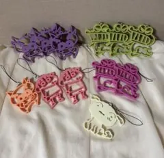 クレヨンしんちゃんシリコンストラップ　1２個セット