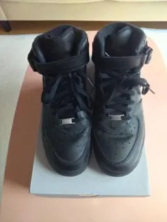 Supreme × Nike Air Force 1 Mid Black シュプのサムネイル