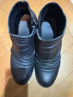 スケッチャーズ　本革ブーツ