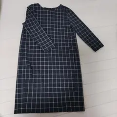 ユニクロ　ポンチワンピース　M