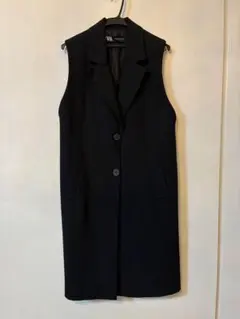 ZARA ブラック ノースリーブベスト