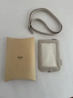 Item thumbnail for item c8bb7ffd-ac22-4f2e-8d53-66d0f2dc99ff