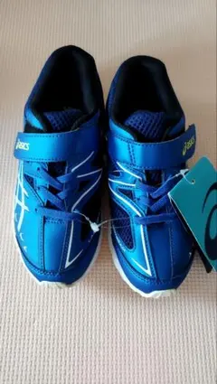 （新品　白底）19センチ　asics Lazerbeam キッズシューズ 青