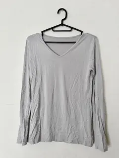 グレー Vネック 長袖Tシャツ Mサイズ　レディース　春服　薄手