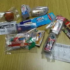 ガチャガチャ　食品系６個