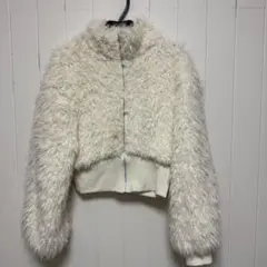 クロップド丈　ファーアウター