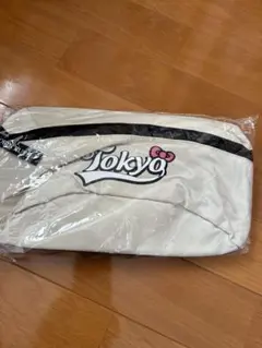 Item thumbnail for item 54819680-1c2d-49ac-b77b-4d5aa9080e5f