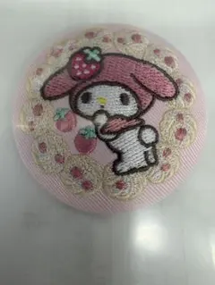 サンリオキャラクターズ 刺繍缶バッジ　マイメロディ