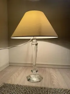 バカラ　ヘリオスランプ　テーブルライト