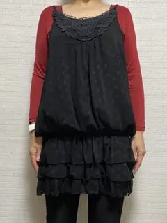 ドット柄レース装飾フリルチュニック