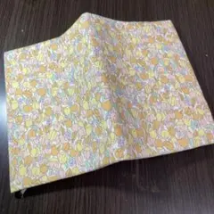 ブックカバー　ハンドメイド　チューリップ　イエロー
