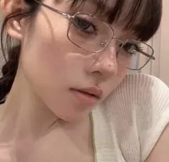 【新品未使用】伊達メガネ　ブルーライトカット　クリアレンズ　ゴールドフレーム