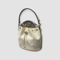 新品 トリーバーチ Tモノグラム パンチング バケット バッグ Tモノグラム | トリー バーチ 公式オンラインストア | Tory Burch JP