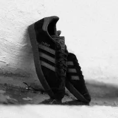 美品 27.5 adidas ガゼル トリプルブラック gazelleのサムネイル