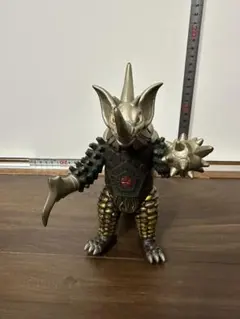 タイラント　ソフビ　サンプル？中国バンダイ？ タイラント ソフビ サンプル？中国バンダイ？ - メルカリ