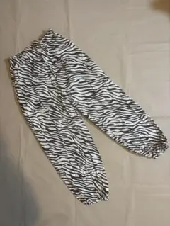 ゼブラ柄パンツ☆ゴムウエスト☆カーゴパンツ