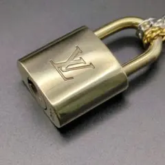 ルイヴィトン LV シルバー カデナ パドロック 南京錠 302番 サテン ルイヴィトン LV シルバー カデナ パドロック 南京錠 302番 サテン