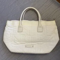 お値下げBLUE LABEL CRESTBRIDGE トートバッグ ホワイトのサムネイル