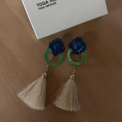 TOGA PULLA タッセル イヤリング