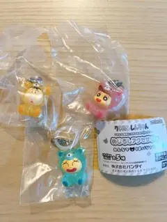 クレヨンしんちゃん　めじるしアクセサリー　みんなでくまパジャマ