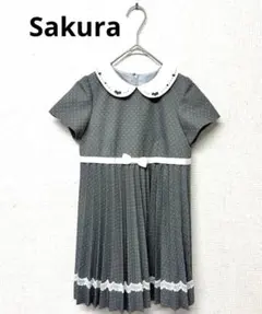 Sakura ワンピース　丸襟　刺繍