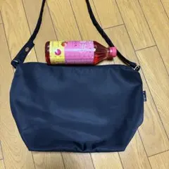 agnès b. VOYAGE ブラック ショルダーバッグ