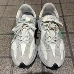 New Balance 327 スニーカー 24.5cm