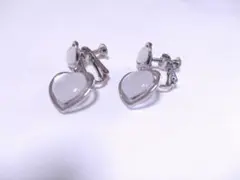 イヤリング　ハート型　オパール風
