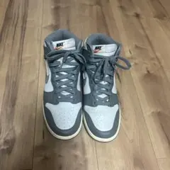 NIKE Dunk High Retro SE グレー ホワイト スニーカーのサムネイル