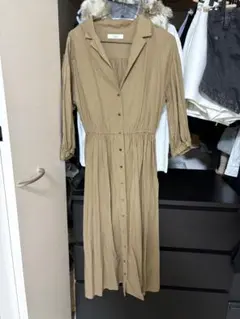 Discoat ベージュ シャツワンピース 長袖