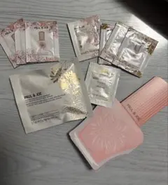 PAUL & JOE サンプルセット　ファンデーション、化粧下地、美容液