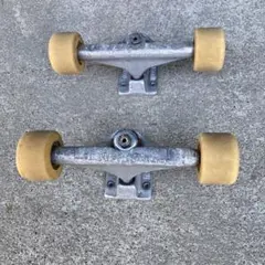 美品　Carver CX4 トラック　LOADEDホイール・ブッシュベアリング 美品 Carver CX4 トラック LOADEDホイール・ブッシュベアリング - メルカリ