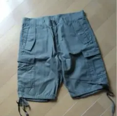 PINCEAU カーゴショートパンツ カーキ アダムエロペ パンツのサムネイル
