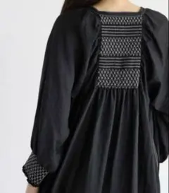 新品【最終価格】¥17.800♦︎RADIATE ロングシャツ・羽織りのサムネイル