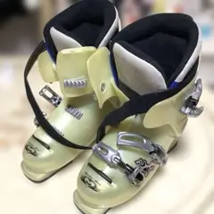 Item thumbnail for item 0dfa3d7c-7482-43ec-8cb2-9dd4f0000c19