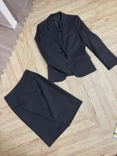 スーツカンパニー　レディース