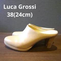 Item thumbnail for item d46f918e-e943-45e6-a97d-f828881f95b5