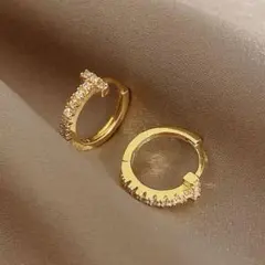 ステンレスTロゴ フープピアス