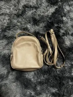 GYDA 2WAY バッグ リュック ショルダー ベージュ ロゴバッグのサムネイル