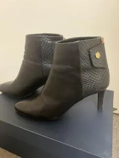 コールハーンブーティ