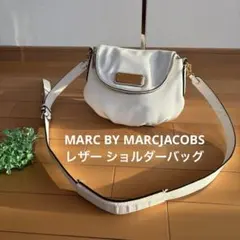 MARC BY MARCJACOBS レザー ショルダーバッグ 白 ゴールドロゴのサムネイル