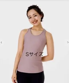 ヨガウェア　SUKALA タンクトップ　ベビーピンク